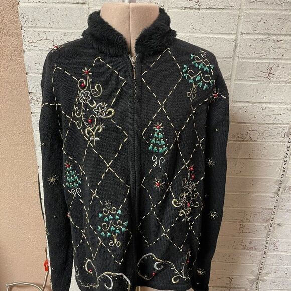 Vintage Erika Christmas Tree Holiday Beaded Faux Fur Zip Sweater Cardigan PM - Picture 1 of 11